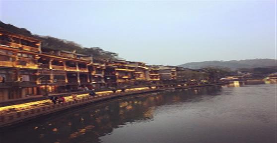 “力眾合心，質(zhì)創(chuàng)未來”